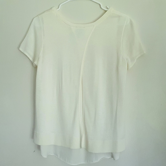 Ann Taylor Off-white t-shirt - Picture 2 of 2